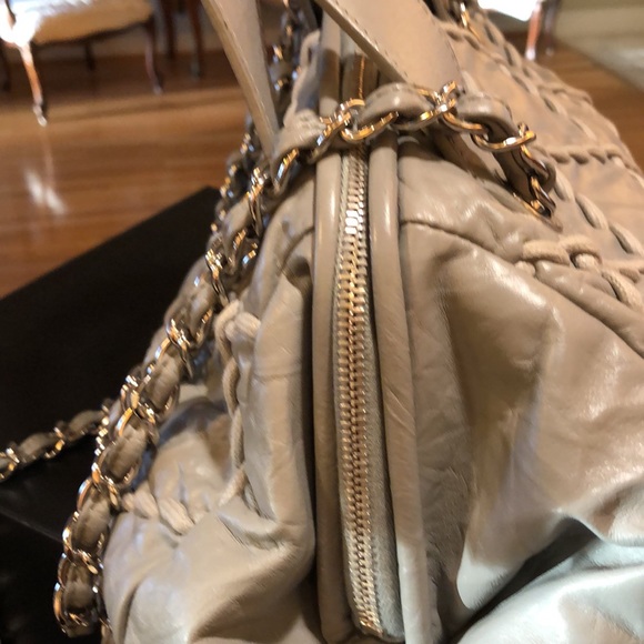 Large Grey Lambskin Bowler Bag - Picture 8 of 15